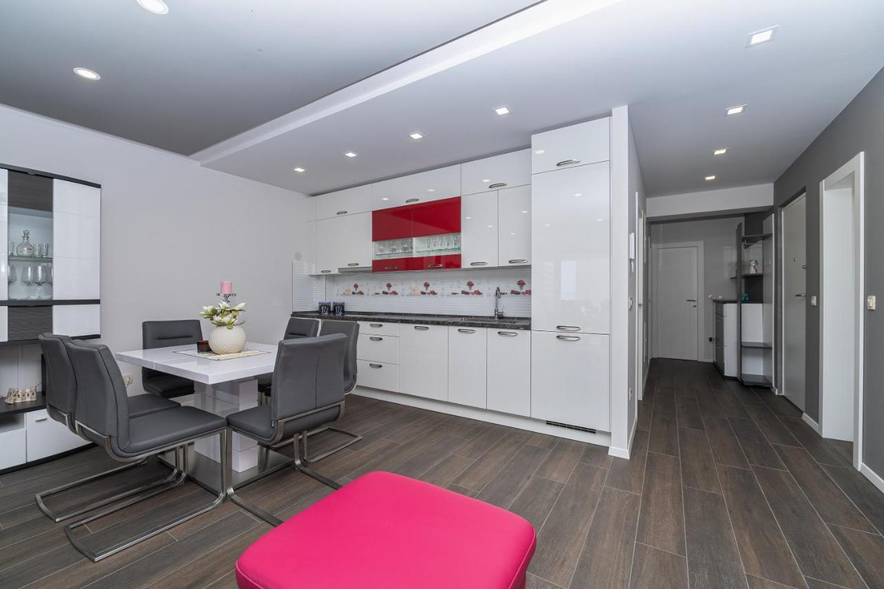 Luxury Apartment Purple Summer Sea View Makarska Eksteriør bilde